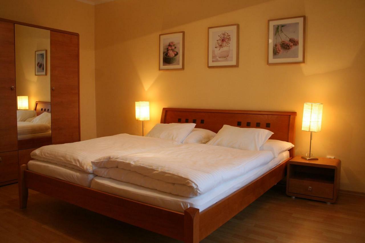 Bratislava Apartments - Lazaretska Bagian luar foto